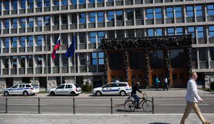 Demokratičnost v Sloveniji dosegla novo dno