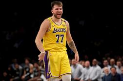 V živo: Luka Dončić z Lakersi v težavah!