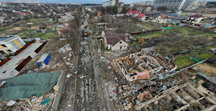 Uničenje Buče, kjer so Rusi pobili na stotine ukrajinskih civilistov. | Foto: Kyiv Digital