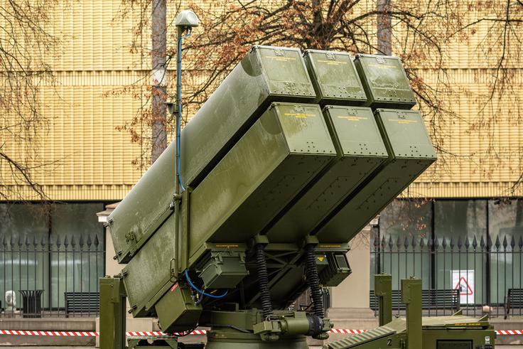 Sistem protiletalske oziroma protizračne obrambe NASAMS.  | Foto: Shutterstock