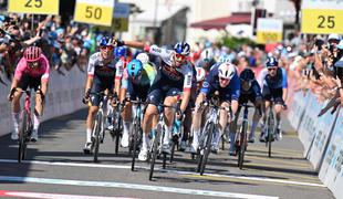 Prvi kolesarski sprint s tremi Slovenci dobil Meeus