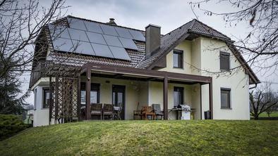 Družina iz Novega mesta je račune za elektriko znižala za 90 odstotkov