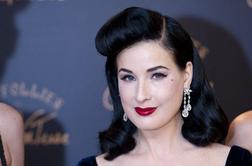 Dita Von Teese se ne pusti presenetiti