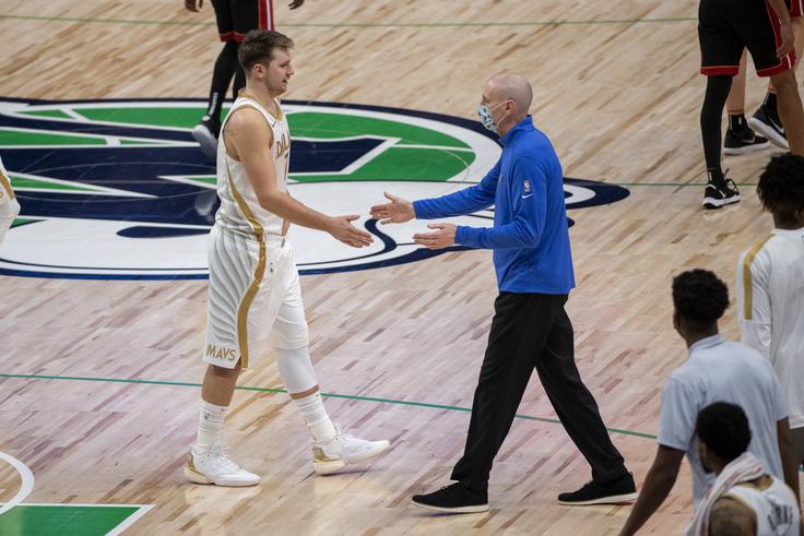 Rick Carlisle pozdravlja vrnitev navijačev, ki bodo cepljeni proti covid-19. | Foto: Guliverimage/Vladimir Fedorenko