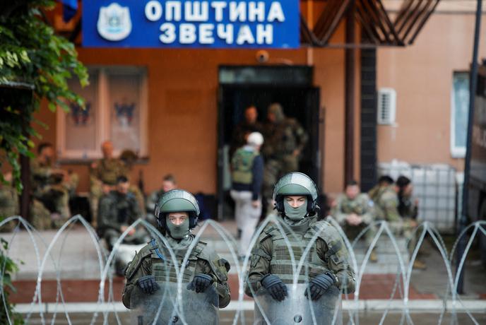 Na severu Kosova odločajo o usodi županov v štirih večinsko srbskih občinah