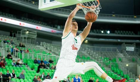 Omić uspešno pogledal proti košu