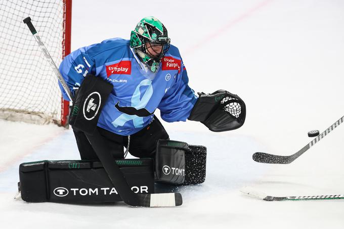 Lukaš Horak in Olimpija sta se dogovorila za podaljšanje sodelovanja, tako da bo češki vratar tudi v prihodnji sezoni branil barve zmajev. | Foto: Aleš Fevžer