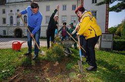 V Murski Soboti prva gugalnica za gibalno ovirane otroke