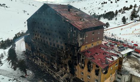 Grozljiv požar vzel 78 življenj. Enajst oseb obsodili na dosmrtni zapor.