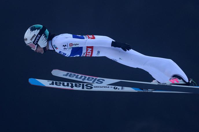 Klingenthal, Nika Prevc | Nika Prevc in tekmice začenjajo turnejo dveh večerov. | Foto Reuters