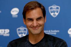 Mladenič v šoku: kaj je tokrat ušpičil Roger Federer? #video