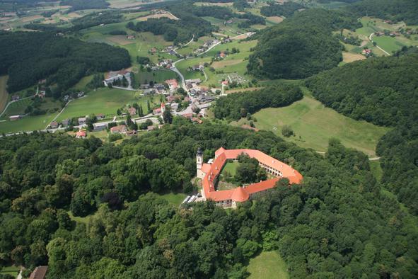 Začeli v soncu na gradu Grad, končali v nalivu na Cankovi