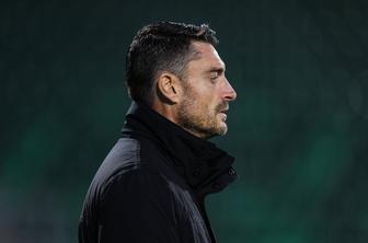 Riera z ostro izjavo o trenerju Shamrock Rovers močno razburil javnost