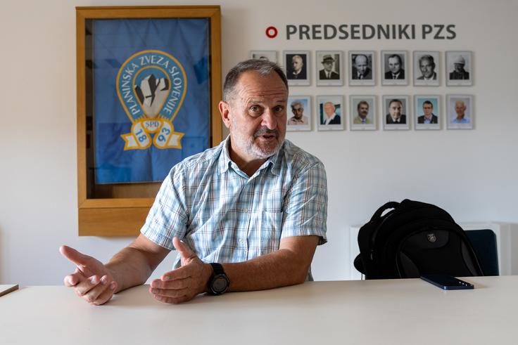 Martin Šolar se tudi sam sprašuje, zakaj je vse težje dobiti oskrbnike planinskih koč. | Foto: Matej Podgoršek