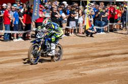 Gajser pokazal, da bo na sardinijski mivki v boju za zmago #video