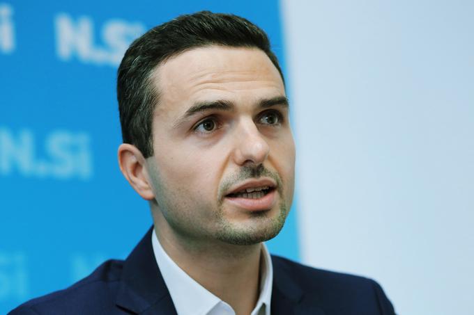 Matej Tonin je povedal, da je poleg pisma Bratuškove prejel še dve vabili za pogovore o morebitni novi koaliciji. | Foto: STA ,