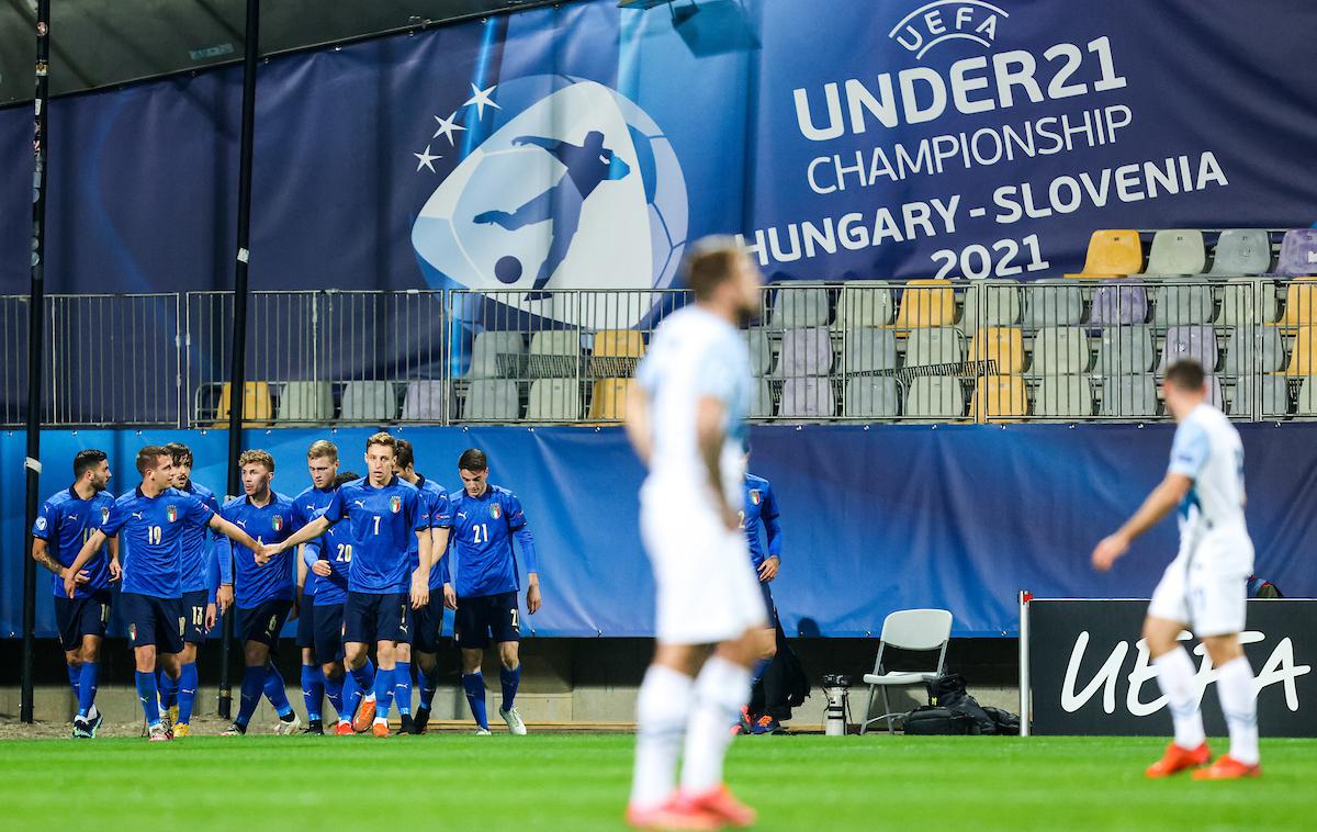 Euro U21: Slovenija - Italija | V zaključnih bojih bodo Euro U-21 lahko spremljali tudi navijači. | Foto Vid Ponikvar