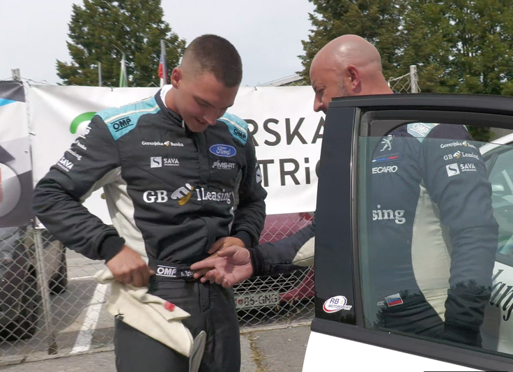 Maks Musar pred svojo adrenalinsko vožnjo. | Foto: Gregor Pavšič