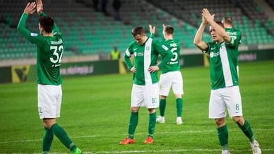 Veliko slavje v Stožicah: Olimpija s petardo razbila Velenjčane