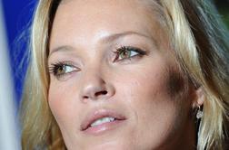 Trend med manekenkami: tudi Kate Moss poje