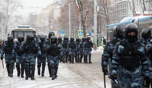 Rusija močno zaostrila kazni za protestnike