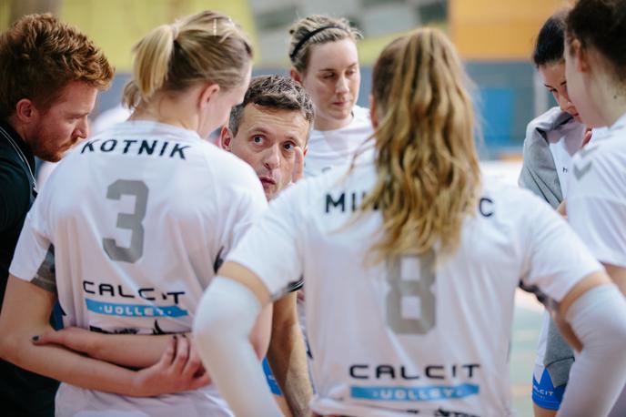 Calcit Volley | Kamničanke niso imele odgovora na igro Čehinj. | Foto CEV