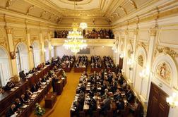 V češkem parlamentu ne bodo več točili alkohola
