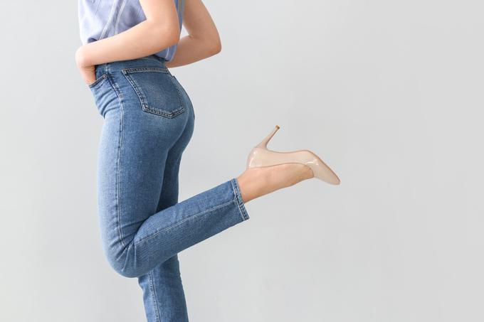 Oprijete hlače lahko negativno vplivajo na razvoj glivičnega vnetja.  | Foto: Shutterstock