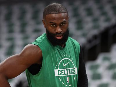 Jaylen Brown spet okrcal sodnike in prejel novo kazen