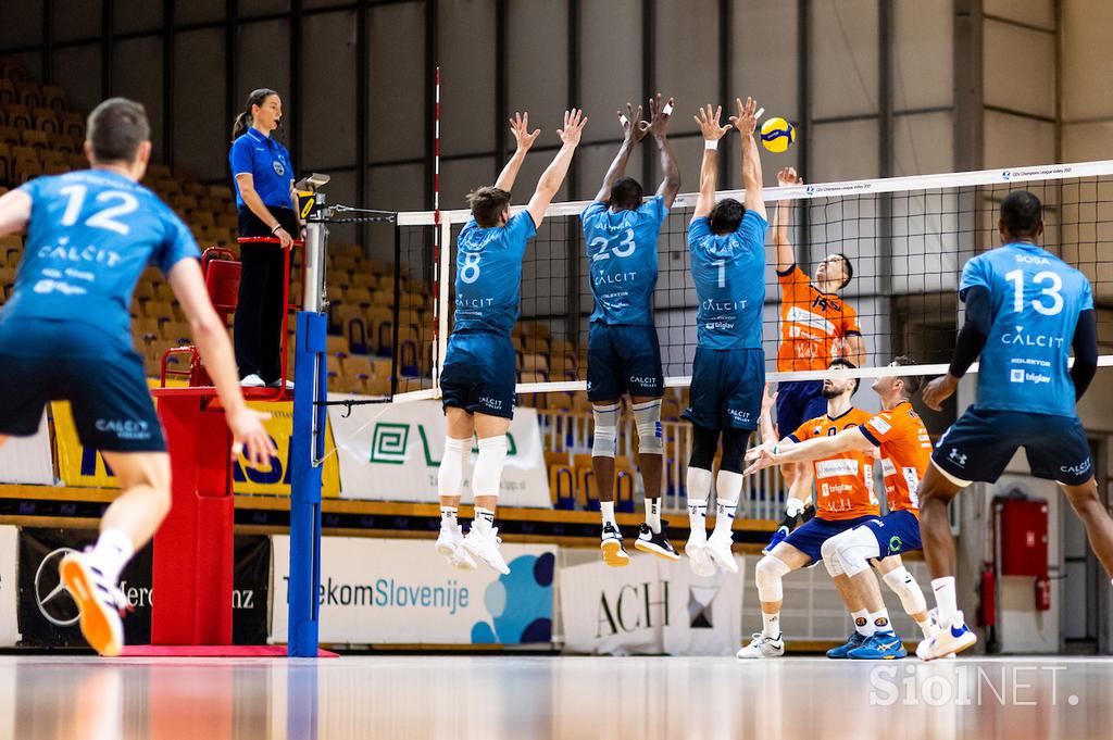 1. DOL: ACH Volley - Calcit Volley