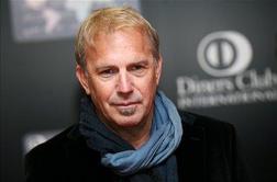 Costner navdušil na rdeči preprogi