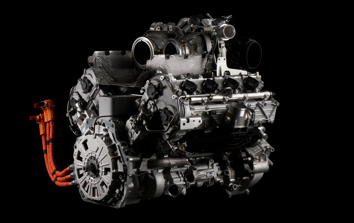 Lamborghini motor V8 | Novega superšportnika s tem motorjem bodo pri Lamborghiniju razkrili avgusta. | Foto Lamborghini