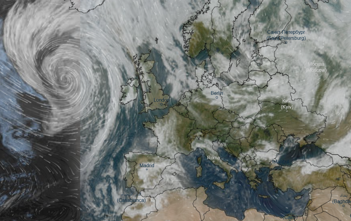 Ciklon | V nedeljo se je Erin nahajal zahodno od Irske in jugozahodno od Islandije. Satelitski posnetki so razkrili izrazito ciklonsko strukturo.  | Foto Severe Weather Europe