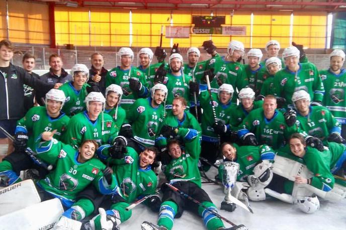 HK SŽ Olimpija | Hokejisti Olimpije so na turnirju v Avstriji zmagali na vseh treh tekmah in osvojili prvo mesto. | Foto Instagram