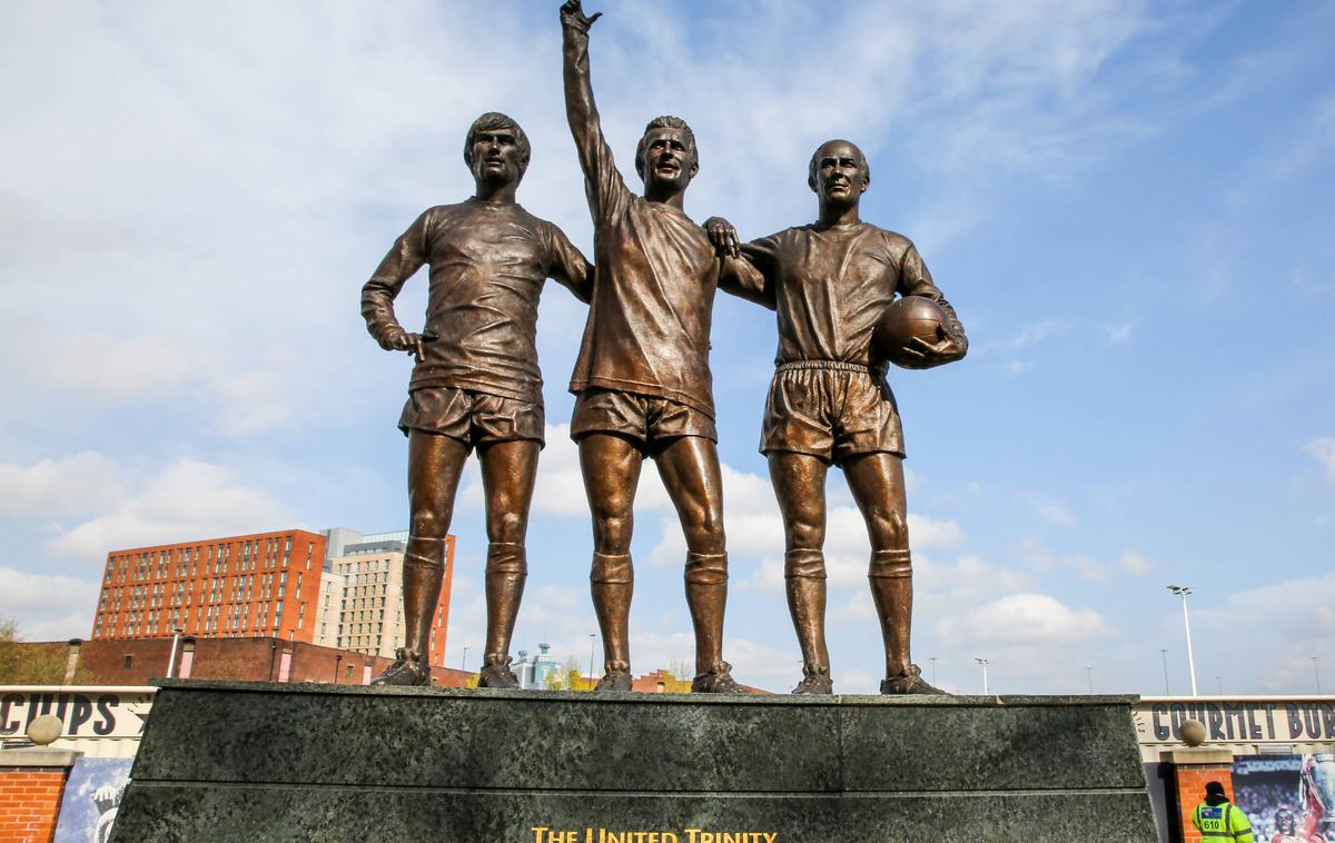 Dennis Law | Nepozabna trojka Manchestra Uniteda (od leve proti desni) George Best, Dennis Law in Bobby Charlton.  | Foto Guliverimage