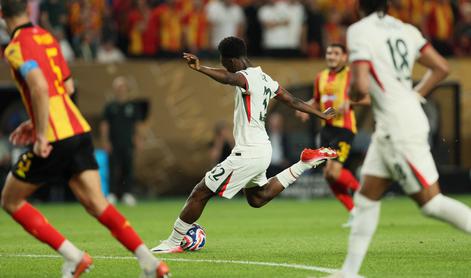 Podvig amaterjev proti Boci Juniors, Benfica ugnala Bayern, v osmini tudi Chelsea