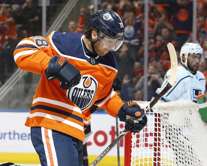 Junak pri Edmontonu je bil James Neal. | Foto: Reuters