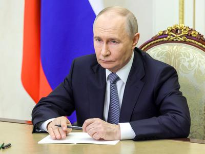 Kremelj: Putin prihodnji teden potuje na Kitajsko
