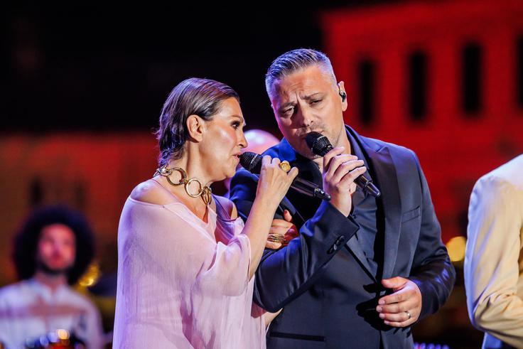 Na koncertu sta med drugim nastopila Nina Badrić in Petar Dragojević, nečak pokojnega glasbenika. | Foto: Zvonimir Barisin/PIXSELL