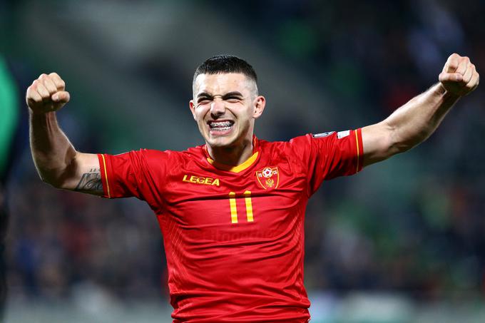 Nikola Krstović je na prvi petkovi tekmi zadel za zmago Črne gore nad Bolgari z 1:0. | Foto: Reuters