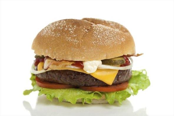 Cheeseburger je nastal po pomoti