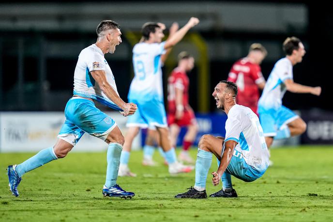 San Marino | Veselje nogometašev San Marina po zgodovinski zmagi v ligi narodov. | Foto Guliverimage