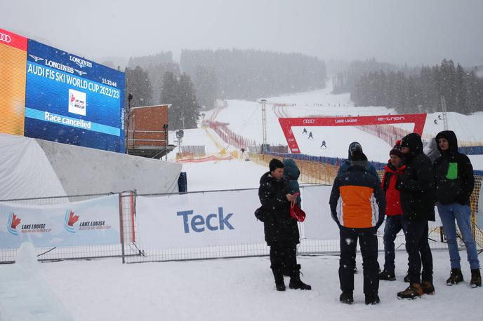 Lake Louise | Zasneženi petek v Lake Louisu v kanadskem Skalnem gorovju | Foto Guliver Image