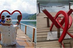Vandali razdejali fotogenični srček ob Blejskem jezeru (foto)