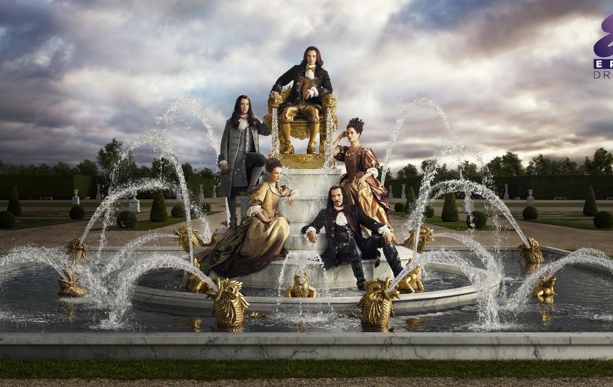 Avgust na Epic Drama | Tretja sezona serije Versailles nam bo postregla s sklepnim delom pripovedi o življenju kralja Ludvika XVI. | Foto Benijay Rights