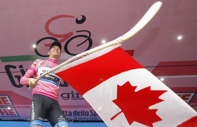 Tako kot je Pogačar na letošnjem Touru šokiral konkurenco, jo je Kanadčan Ryder Hesjedal na Giru leta 2012.  Oboje se je zgodilo pod taktirko avstralskega strokovnjaka Allana Peiperja.  | Foto: Reuters