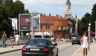 Potep po mestu, ki Dubrovniku še vedno vzbuja bolečino