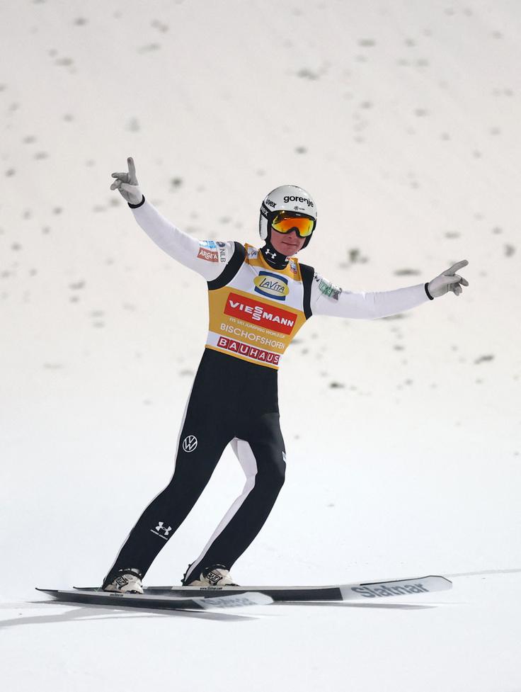 "Zelo sem vesel, da se je po vsem trdem delu tukaj na novoletni turneji vse poklopilo. Boljše popotnice domov ne moreš vzeti." | Foto: Reuters