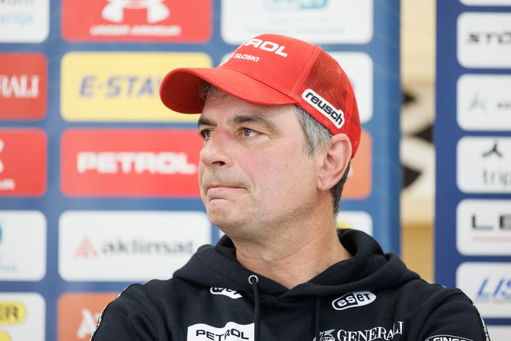 Aleš Brezavšček ni navdušen nad februarsko podobo legendarnega Stelvia. | Foto: Nebojša Tejić/STA