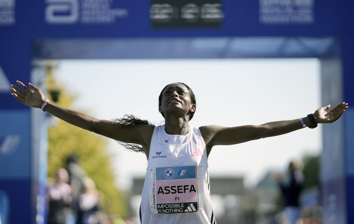Amanal Petros | Tigst Assefa je za več kot dve minuti izboljšala svetovni rekord v maratonu. | Foto Guliverimage